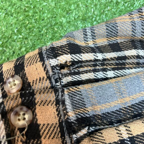 VTG Carhartt Loose Fit Heavy Flannel XL Yellow Gray Plaid Distressed Wrists - Picture 6 of 7